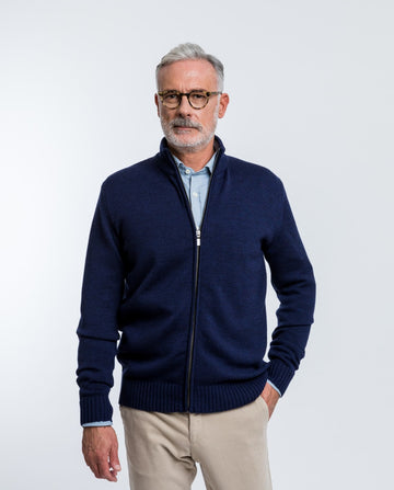 Casaco de Malha 100% Lã Merino em Azul Escuro